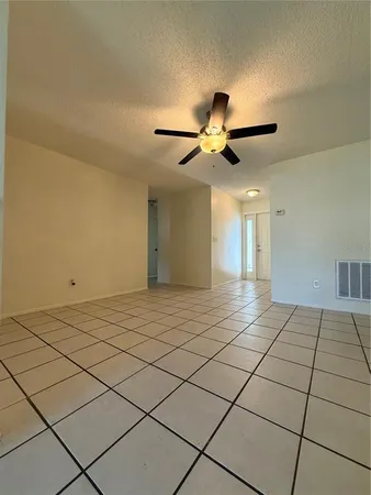 $2,500 | 600 6th Avenue Southeast, Largo, FL 33771