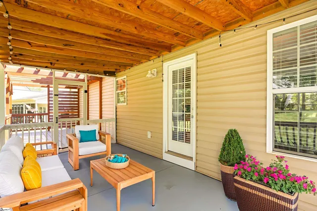 $334,900 | 215 Savannah Drive, Anderson, SC 29621