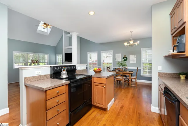 $334,900 | 215 Savannah Drive, Anderson, SC 29621