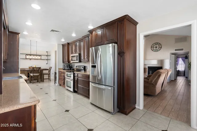 $574,900 | 7503 West Julie Drive, Glendale, AZ 85308