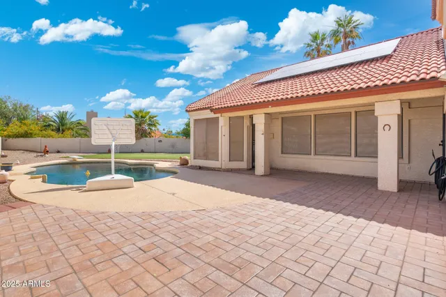 $574,900 | 7503 West Julie Drive, Glendale, AZ 85308