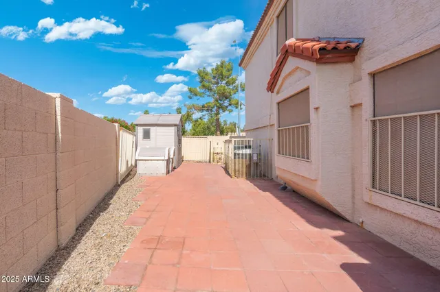 $574,900 | 7503 West Julie Drive, Glendale, AZ 85308