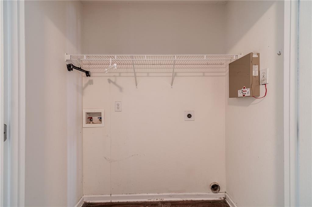 6503 Silk Tree Pointe Braselton, GA 30517 - Photo 29 of 47 a view of bathroom