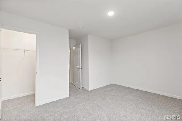 $319,900 | 22 Fairmount Grv Drive, St. Peters, MO 63376