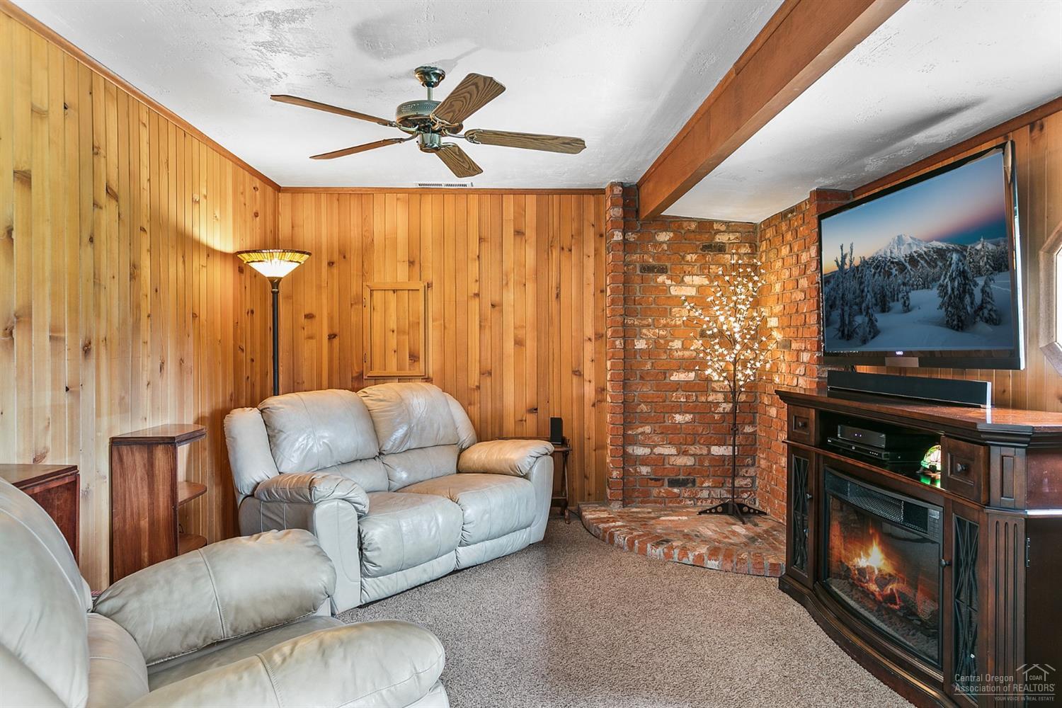 61056 Parrell Road Bend, OR 97702 - Photo 10 of 30 Additional Photo