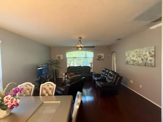 $479,000 | 2601 Villa Drive, Valrico, FL 33596