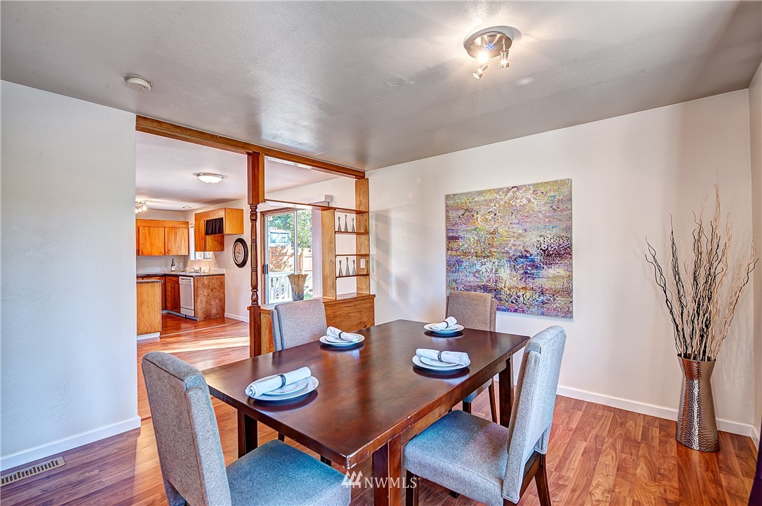 14519 Southeast 114th Place Renton, WA 98059 - Photo 11 of 25