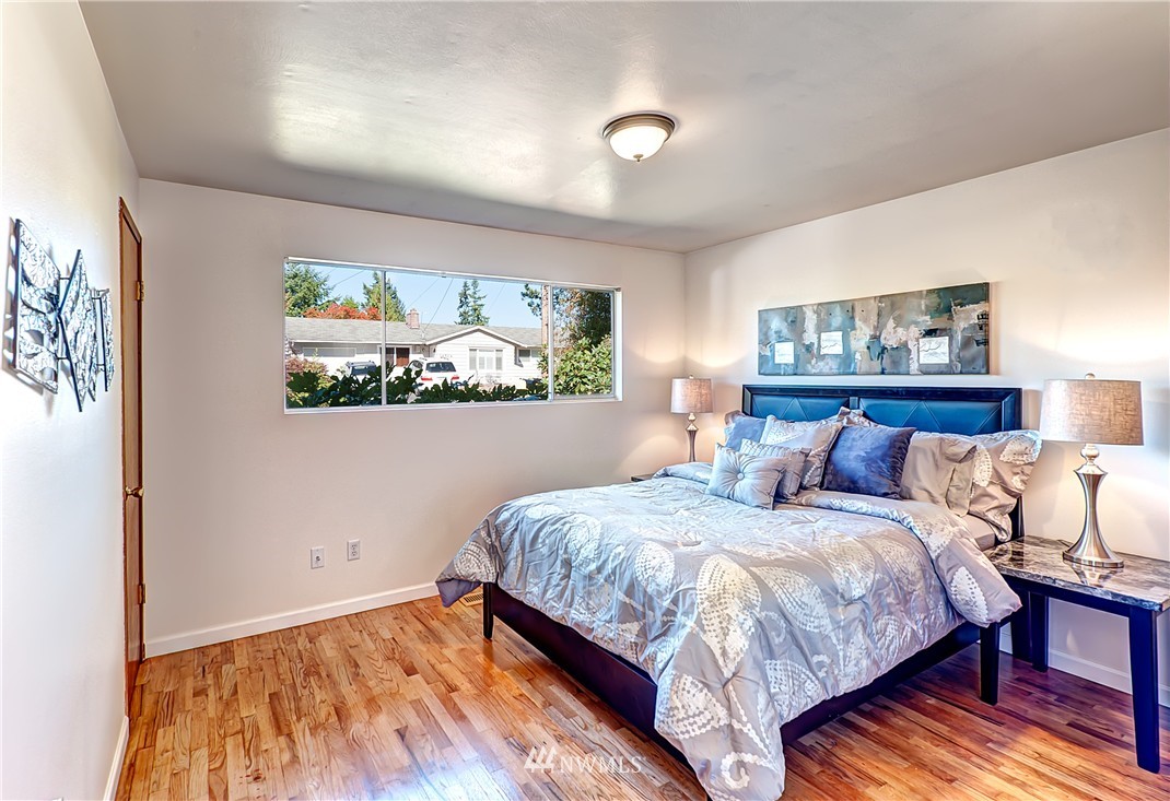 14519 Southeast 114th Place Renton, WA 98059 - Photo 13 of 25