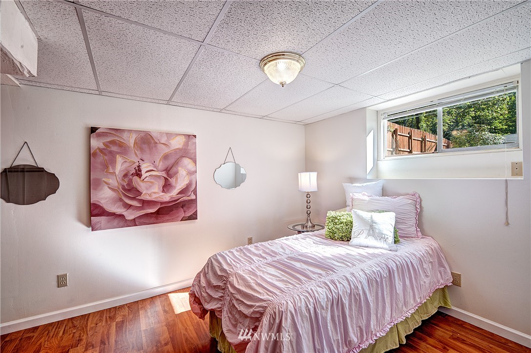 14519 Southeast 114th Place Renton, WA 98059 - Photo 19 of 25