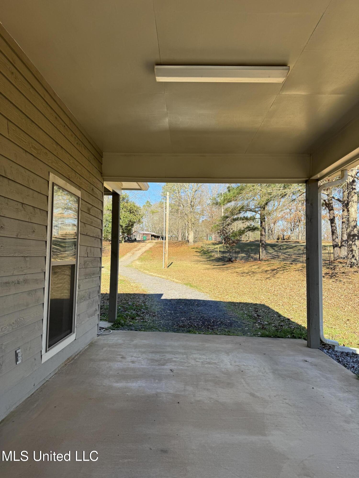 1225 Noble Drive Edwards, MS 39066 - Photo 22 of 27 IMG_7946