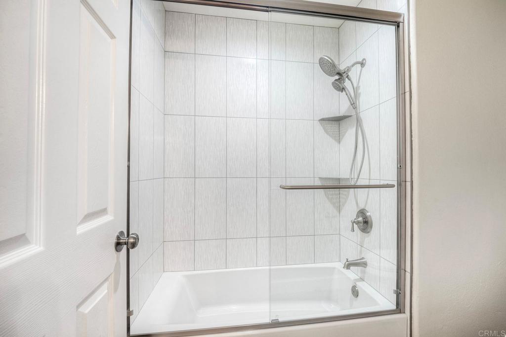 5698 Greenshade Road San Diego, CA 92121 - Photo 17 of 27 Upsatairs Bath - Separate Shower