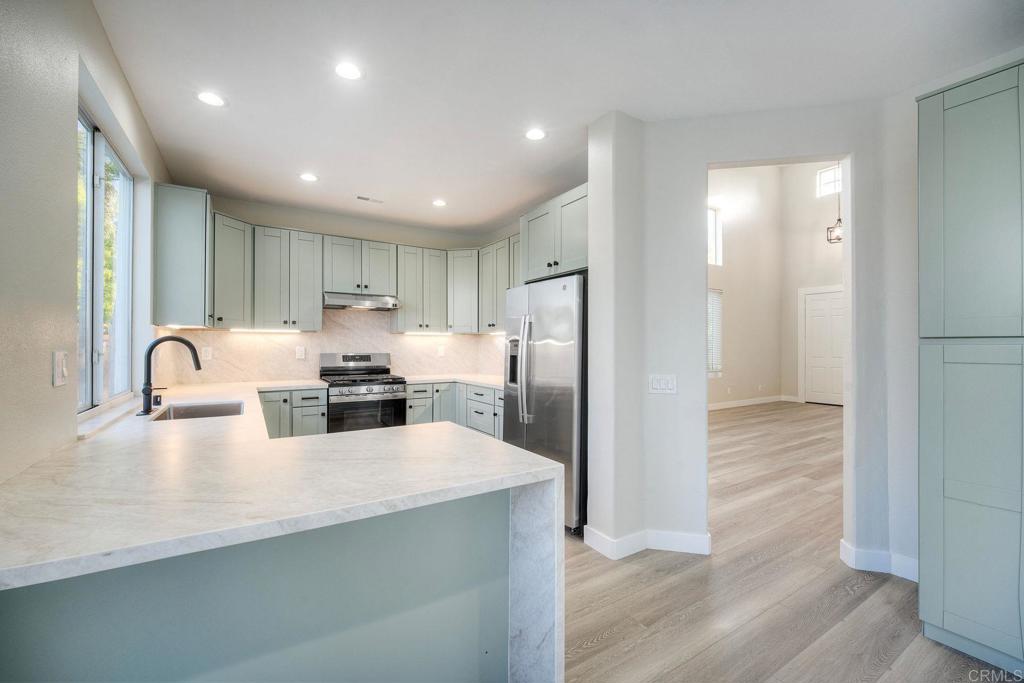 5698 Greenshade Road San Diego, CA 92121 - Photo 5 of 27