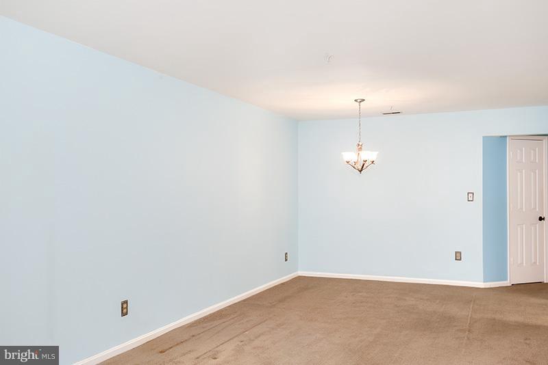 2605 Rigging Drive Annapolis, MD 21401 - Photo 4 of 23 Dining Room