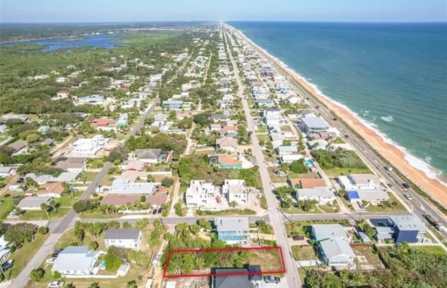 a view of balcony with city view