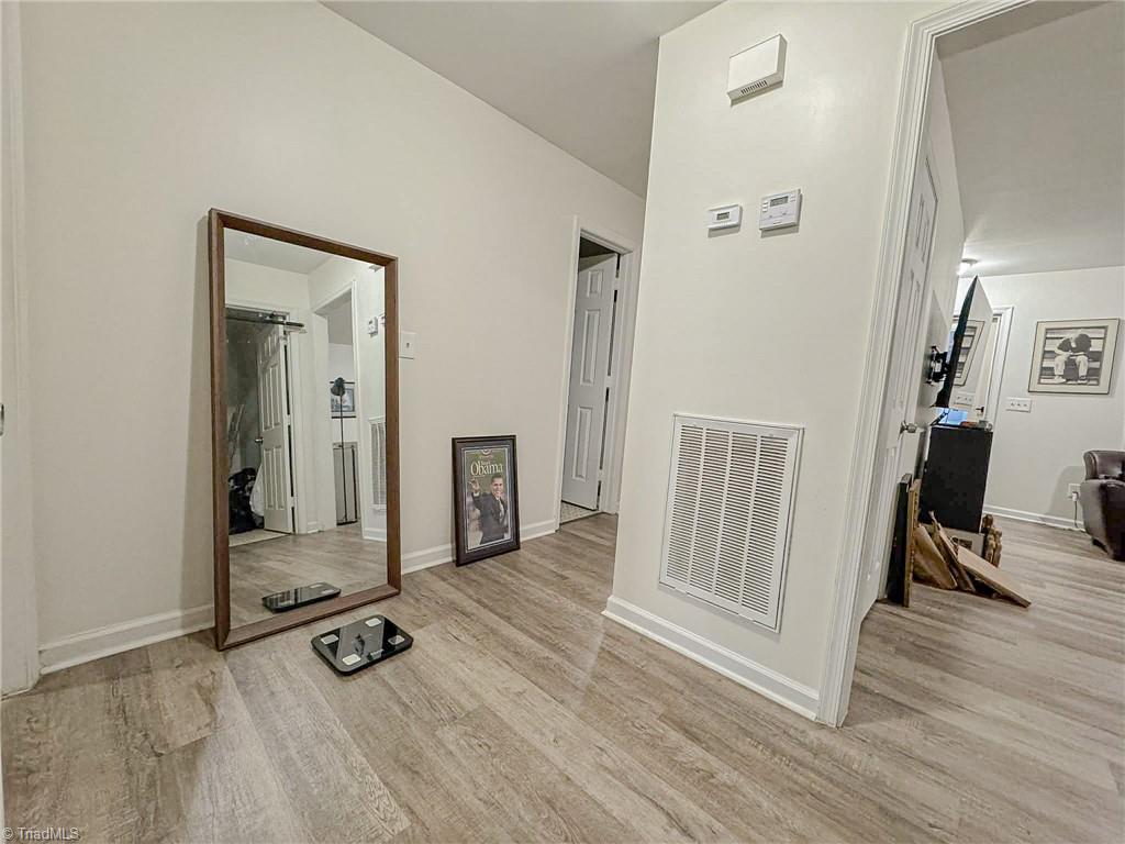 1445 Bailey Circle High Point, NC 27262 - Photo 4 of 11