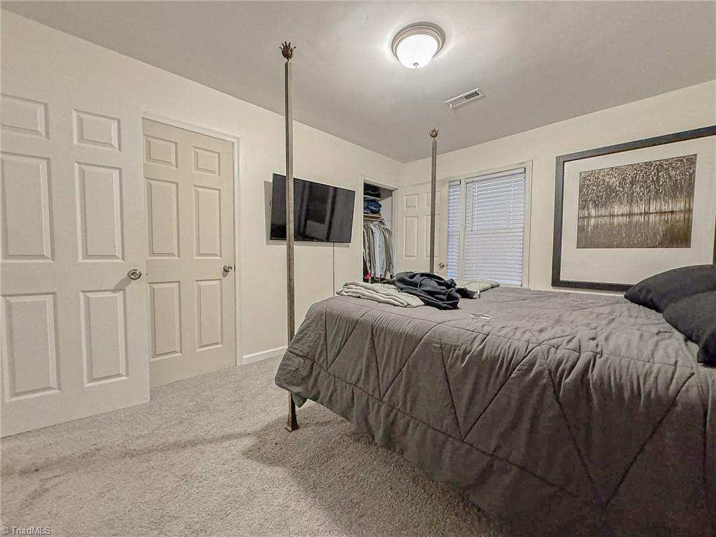 1445 Bailey Circle High Point, NC 27262 - Photo 7 of 11