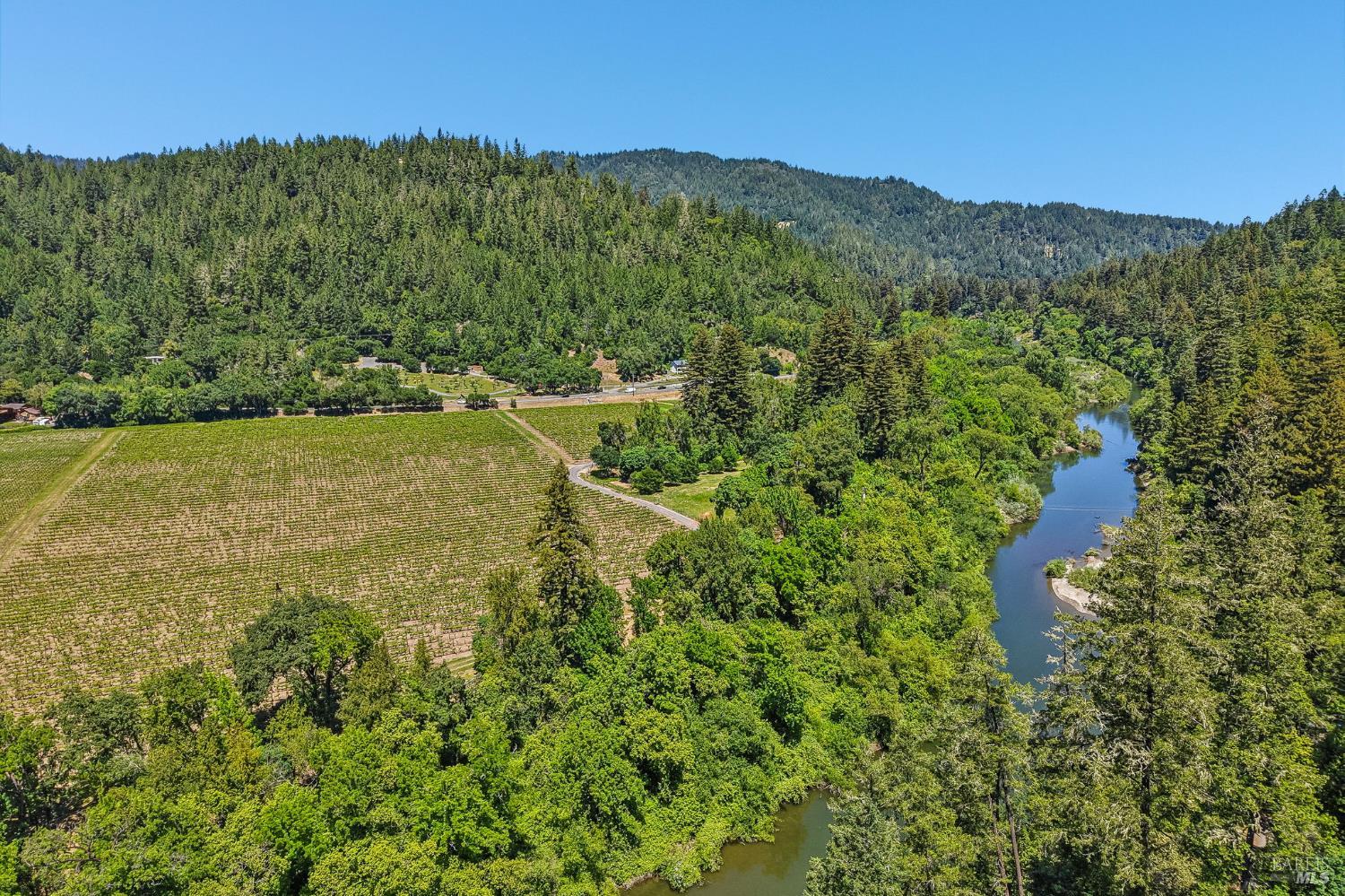 11688 Oak Road Forestville, CA 95436 - Photo 38 of 56