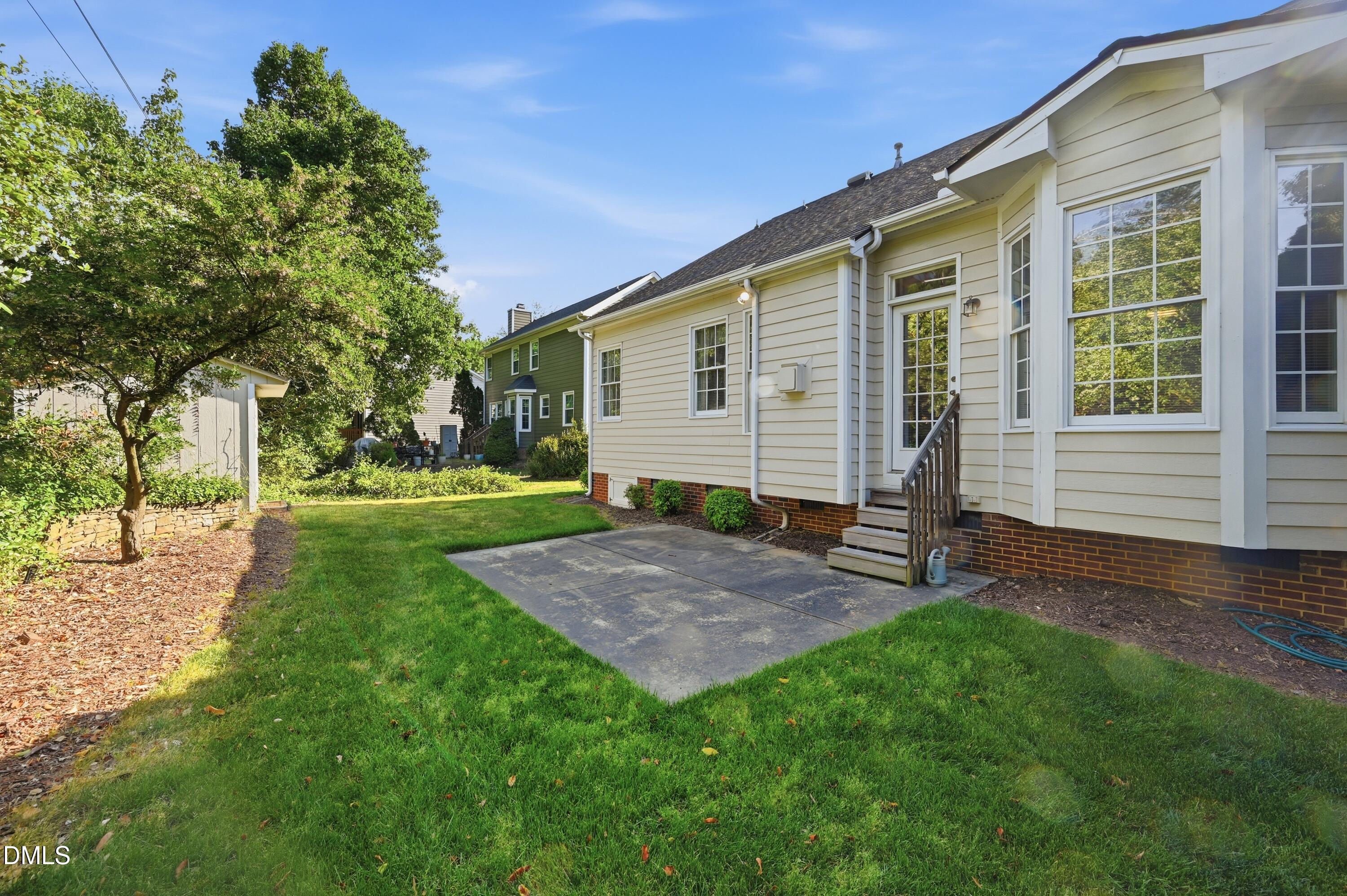 6801 Lynnoak Drive Raleigh, NC 27613 - Photo 23 of 30 127 (1)