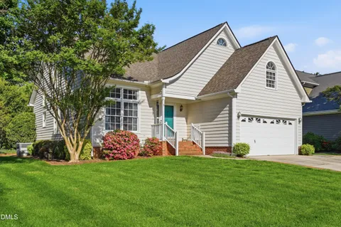 $549,900 | 6801 Lynnoak Drive, Raleigh, NC 27613