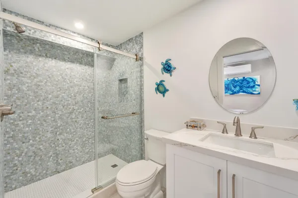 $3,100,000 | 114 Sunset Drive, Islamorada, FL 33036