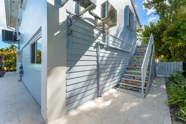 $3,100,000 | 114 Sunset Drive, Islamorada, FL 33036