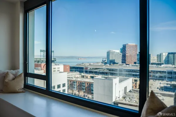 $4,995 | 260 King Street, Unit 1307, San Francisco, CA 94107