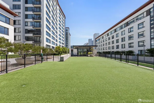 $4,995 | 260 King Street, Unit 1307, San Francisco, CA 94107