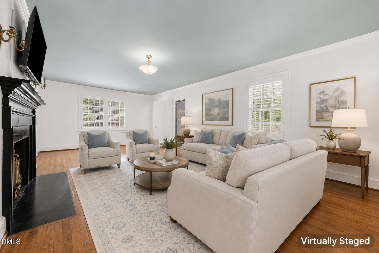 3725 Hope Valley Road Durham, NC 27707 - Photo 4 of 43 Living Room (2)