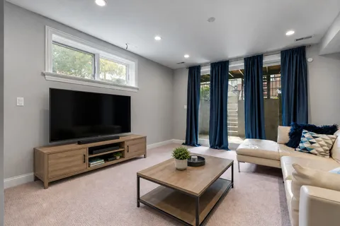 $2,199,500 | 1630 North Leavitt Street, Chicago, IL 60647