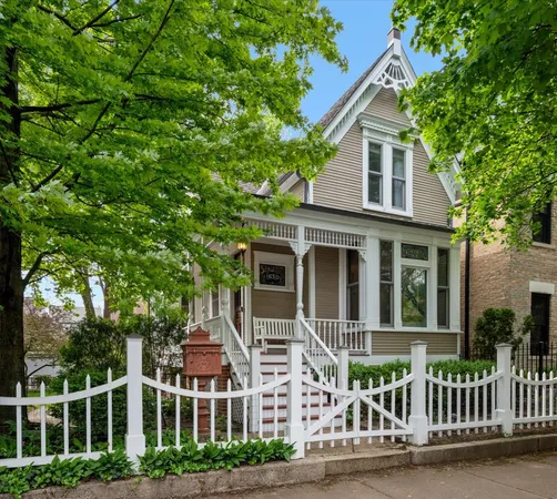 $2,199,500 | 1630 North Leavitt Street, Chicago, IL 60647