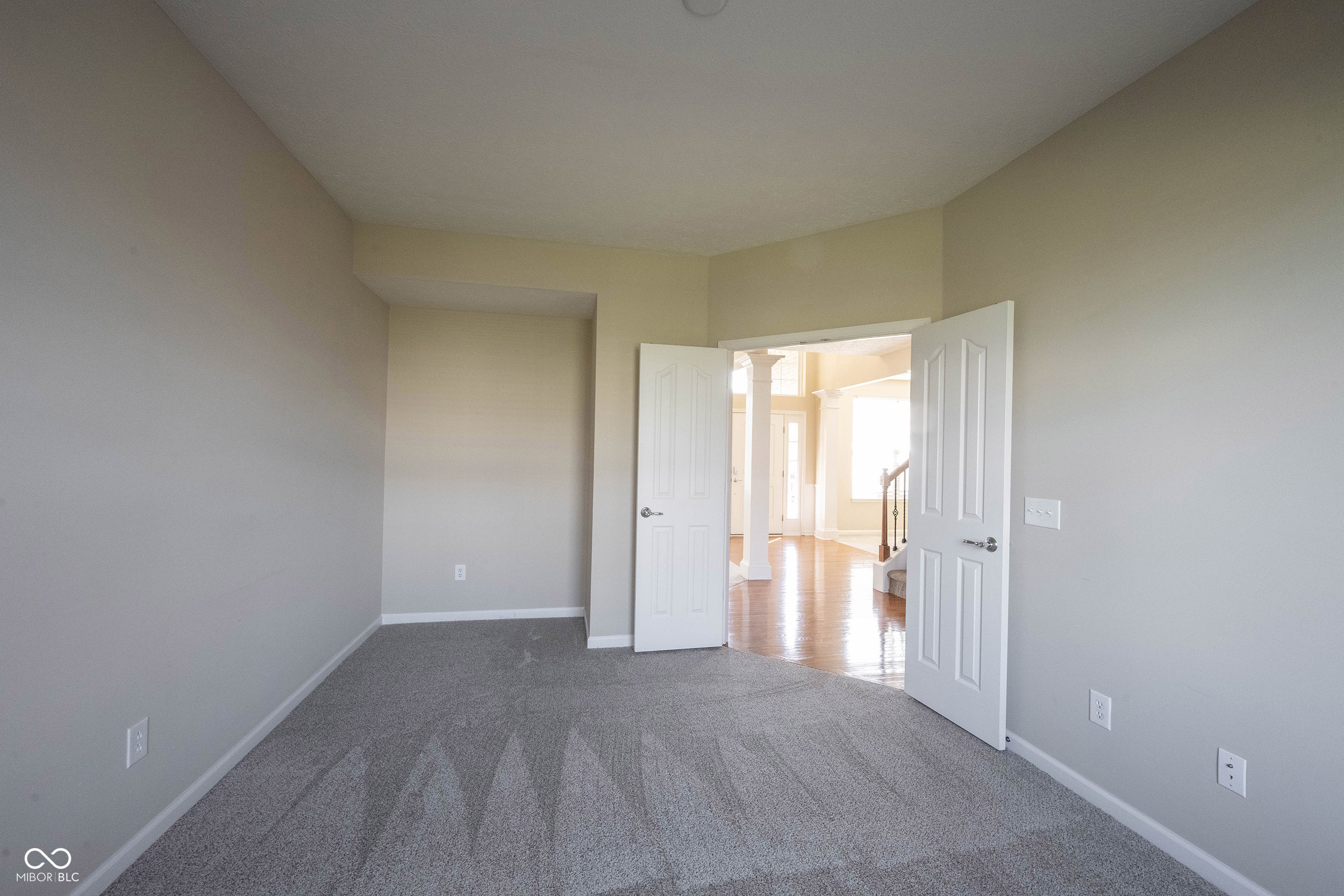 13086 Avon Cross Way Fishers, IN 46037 - Photo 12 of 71