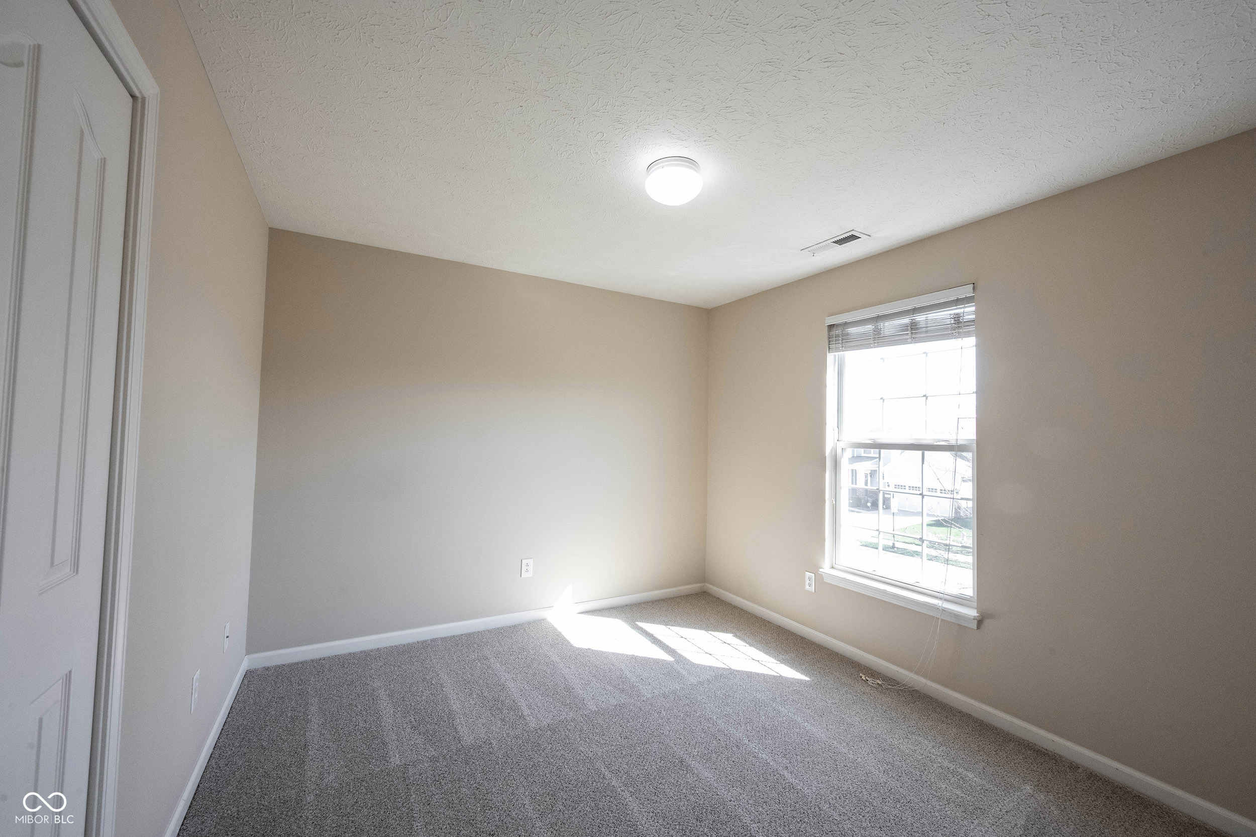 13086 Avon Cross Way Fishers, IN 46037 - Photo 13 of 71