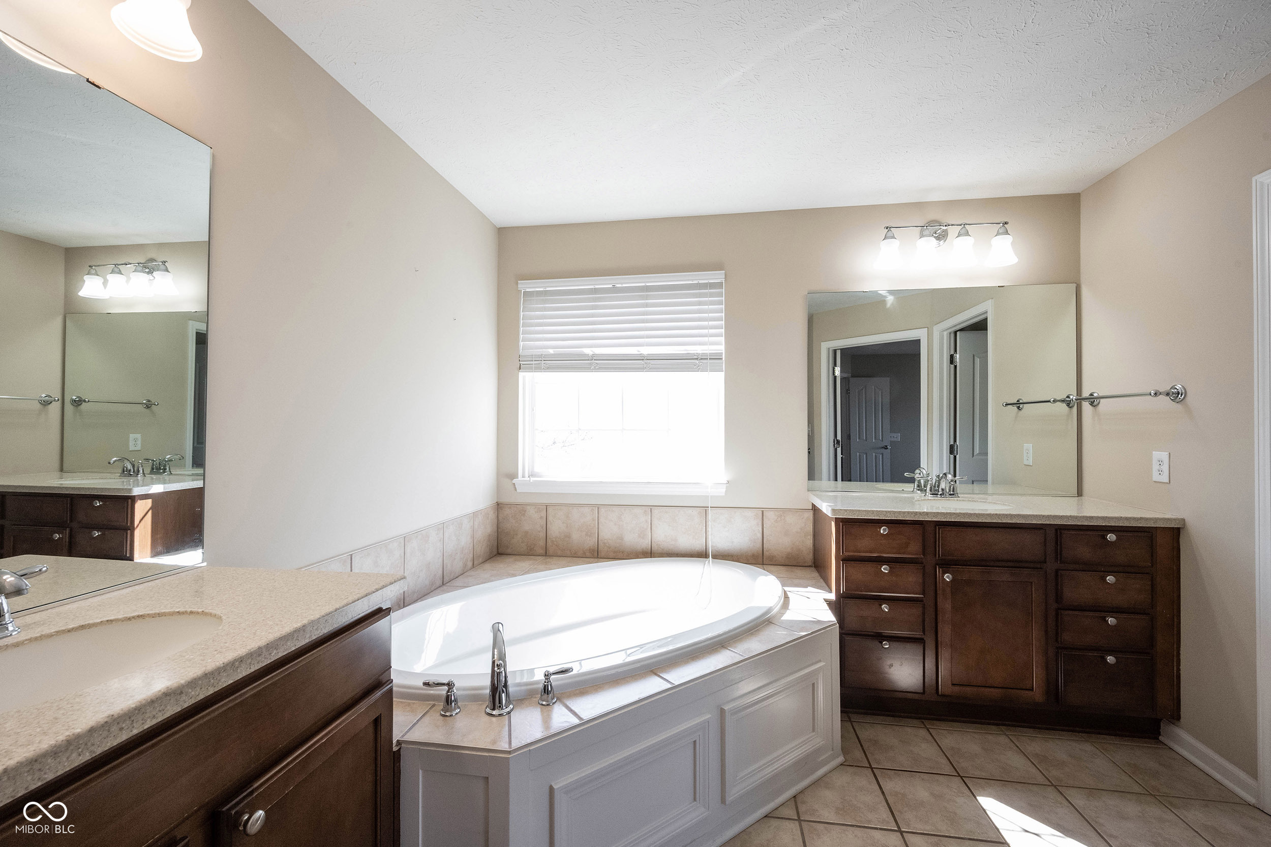 13086 Avon Cross Way Fishers, IN 46037 - Photo 42 of 71