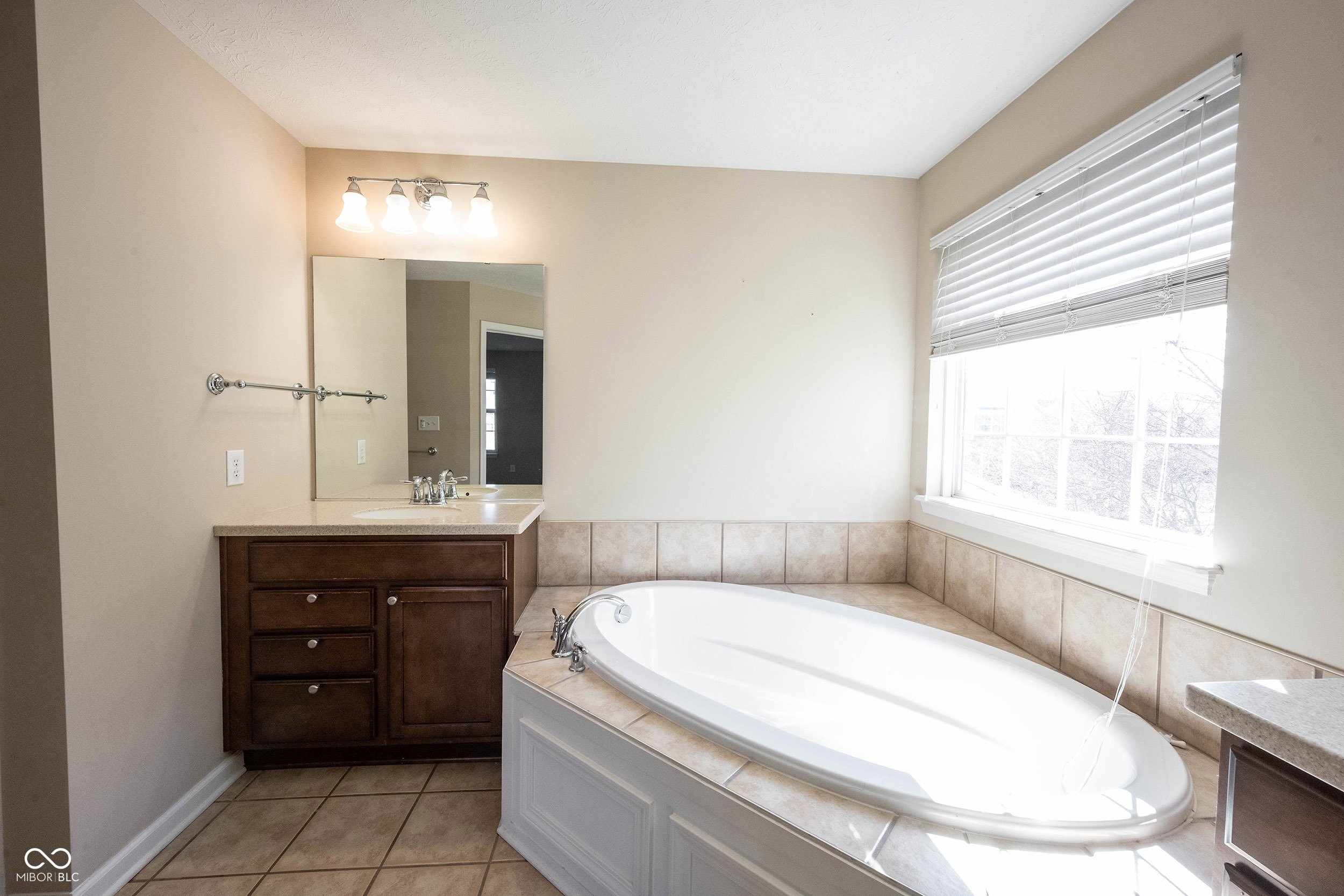 13086 Avon Cross Way Fishers, IN 46037 - Photo 43 of 71