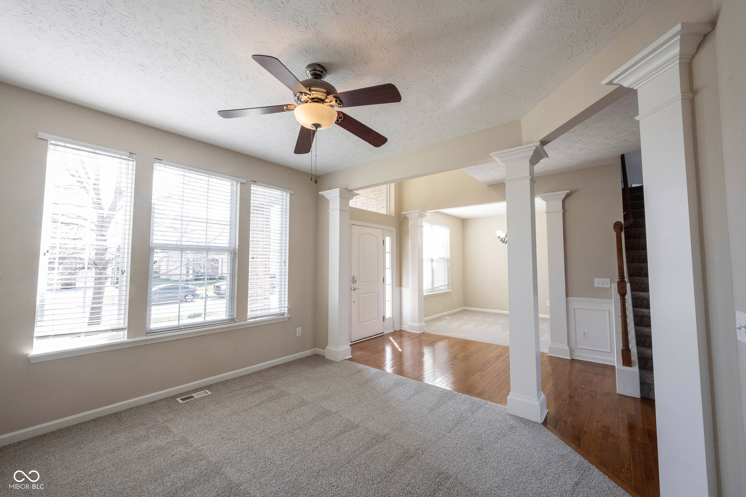 13086 Avon Cross Way Fishers, IN 46037 - Photo 7 of 71