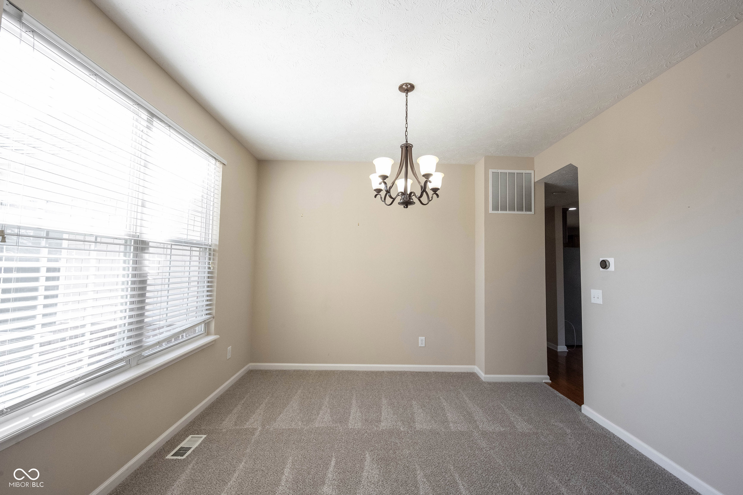 13086 Avon Cross Way Fishers, IN 46037 - Photo 9 of 71