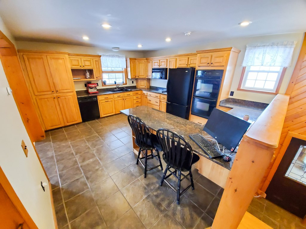 753 Point Au Roche Road Plattsburgh, NY 12901 - Photo 6 of 30 Gallery Image 6