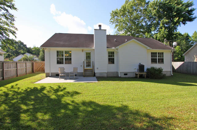 1082 Farmington Road Charleston, SC 29412 - Photo 31 of 31 Rear Yard