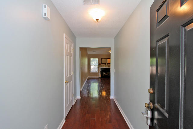 1082 Farmington Road Charleston, SC 29412 - Photo 6 of 31 Entryway