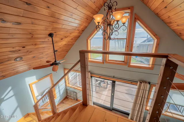 $699,500 | 126 Lakeview Lane, Mayfield, NY 12117