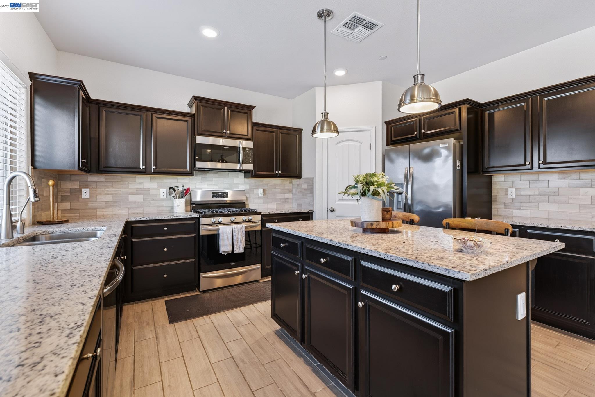 2419 Gabriel Drive Merced, CA 95340 - Photo 12 of 41