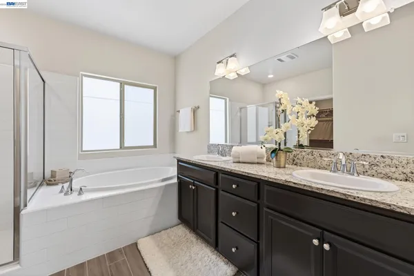 $539,900 | 2419 Gabriel Drive, Merced, CA 95340