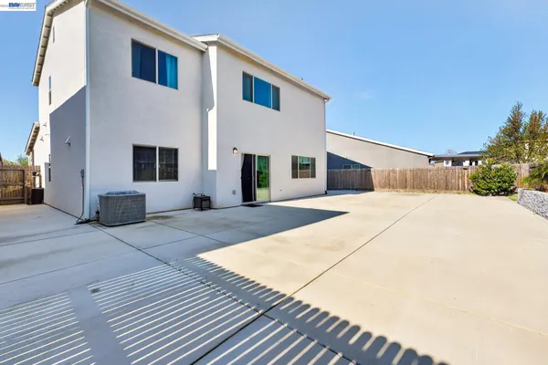 $539,900 | 2419 Gabriel Drive, Merced, CA 95340