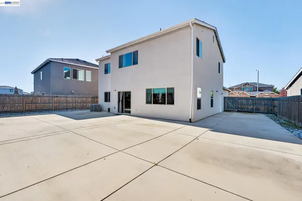 $539,900 | 2419 Gabriel Drive, Merced, CA 95340