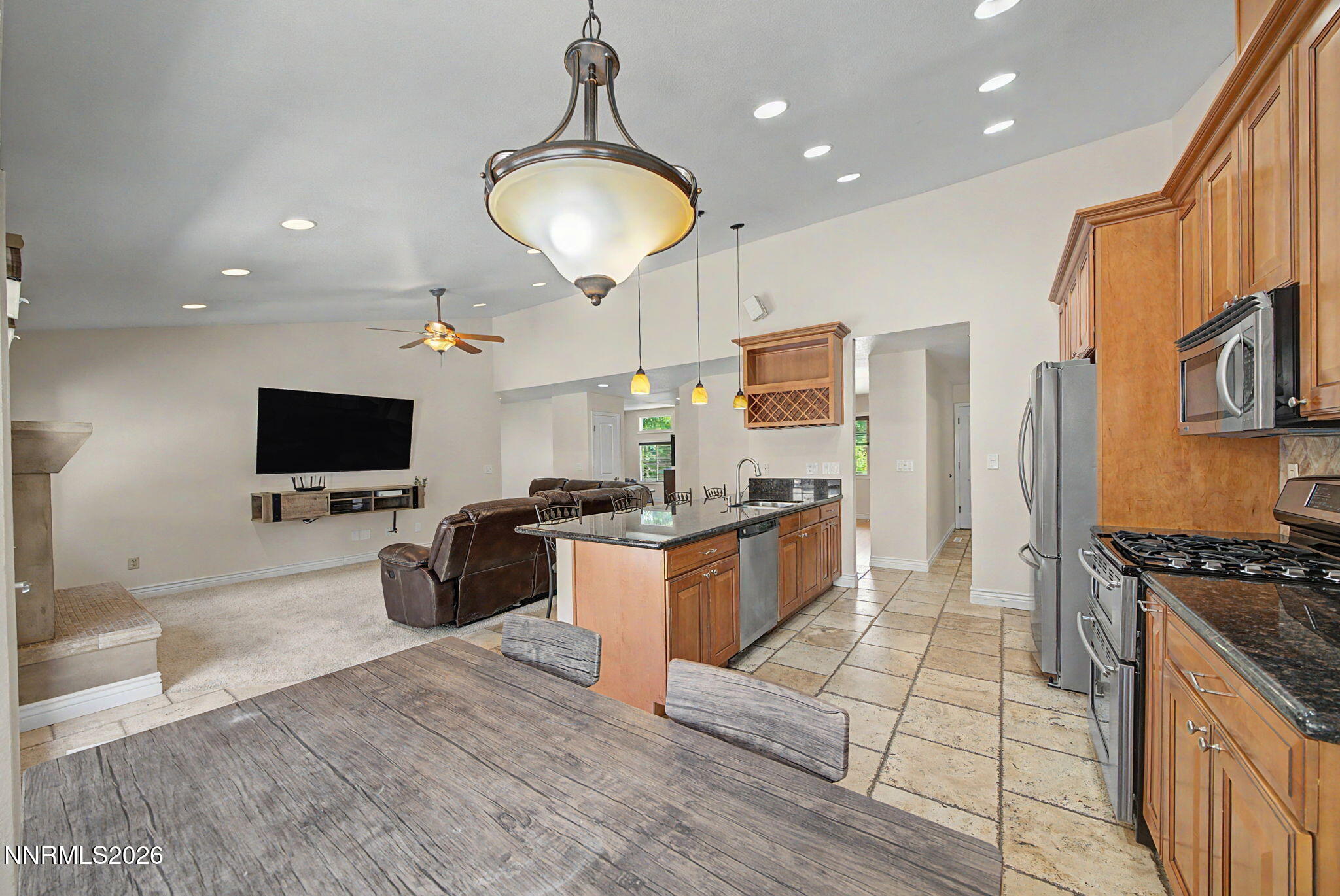 340 Cliff View Court Reno, NV 89523 - Photo 6 of 59 16-DSC06000-Edit