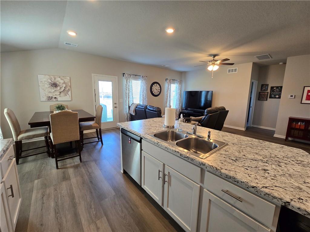 20212 West 194th Street Spring Hill, KS 66083 - Photo 9 of 28