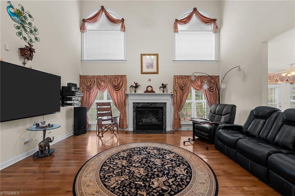 701 Number Ten Way Oak Ridge, NC 27310 - Photo 9 of 48 GREAT ROOM