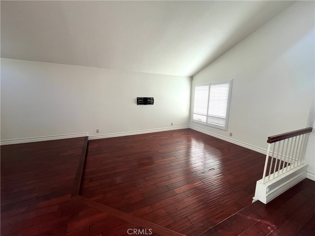 926 Essex Road San Dimas, CA 91773 - Photo 4 of 45 Living Room