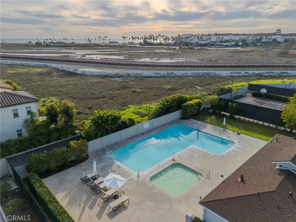 $4,950 | 21142 Surfwood Lane, Huntington Beach, CA 92646