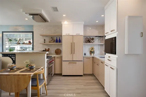 $4,950 | 21142 Surfwood Lane, Huntington Beach, CA 92646